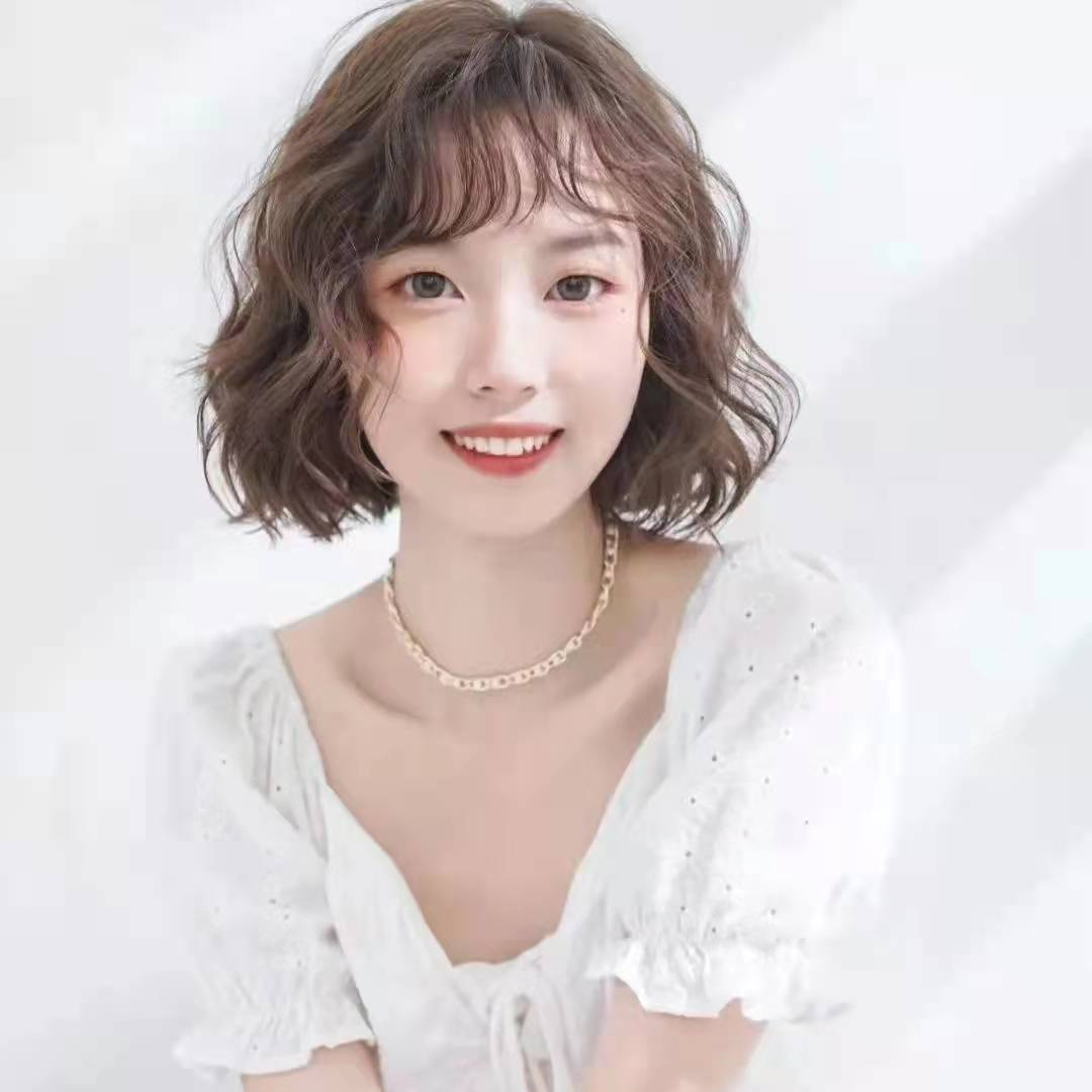 发型 短发怎么烫好看？这四种超人气网红烫发，只要能中三种你就是女神