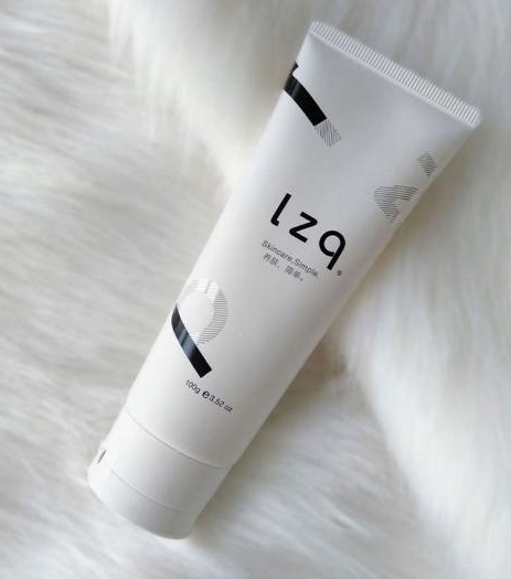 穿衣搭配|谁说国货护肤品不如日韩？这些“宝藏”级护肤品，我只想无限回购