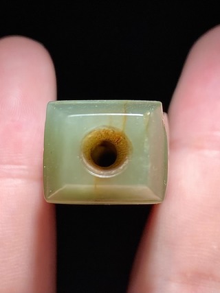 |周 和田玉 青玉 莲瓣纹 柄形器