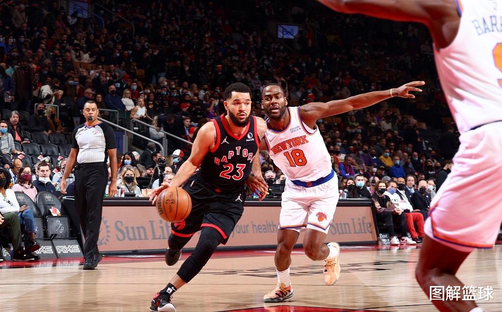 猛龍隊|0.6秒差3分, 尼克斯精妙戰(zhàn)術造3個進攻點, 猛龍教練一手勢將其破解