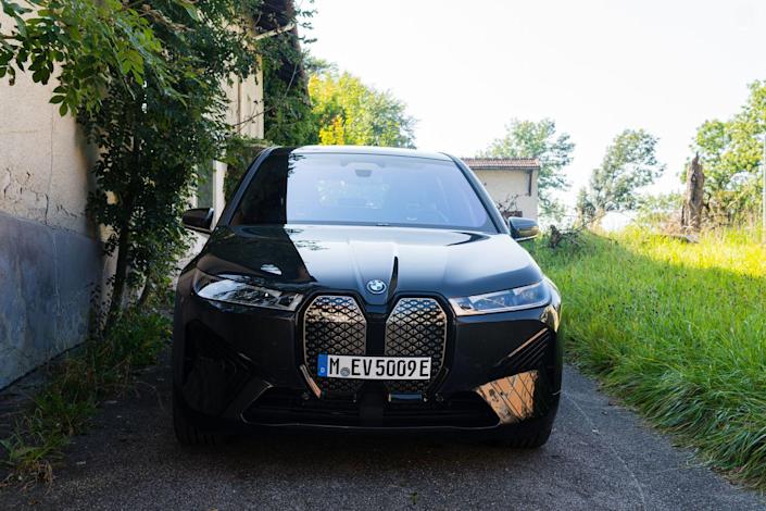 摄像头 你可以不喜欢，但2022年的宝马iX真的很棒