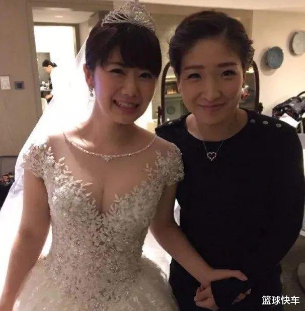 福原愛|國際乒聯(lián)正式官宣！福原愛突然人設(shè)崩塌，新歡前妻痛罵她是小三