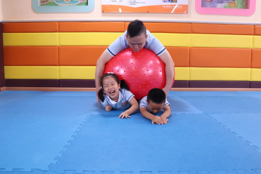 优加佳宝|触觉失调会导致哪些情绪问题?以及三个改善触觉的小游戏