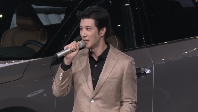 李靓蕾|王力宏李靓蕾离婚，侯佩岑感慨发声，意外暴露背后有隐情