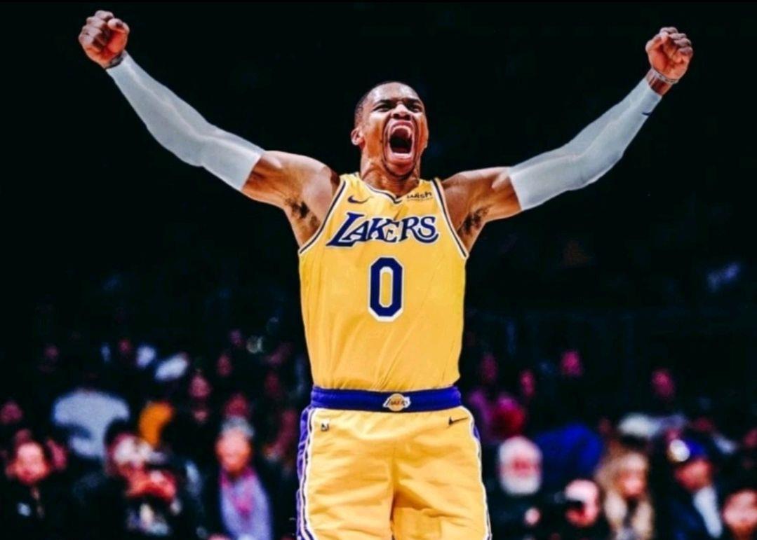 交易 仅一夜！詹眉做出重要决定，绿军达成重磅交易，康利获7500万报价