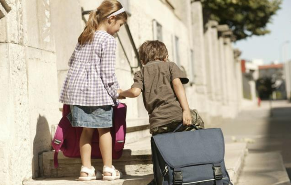 歪妈亲子故事|一年十几万的“增高针”是智商税？家长花钱不见效，却不敢停药