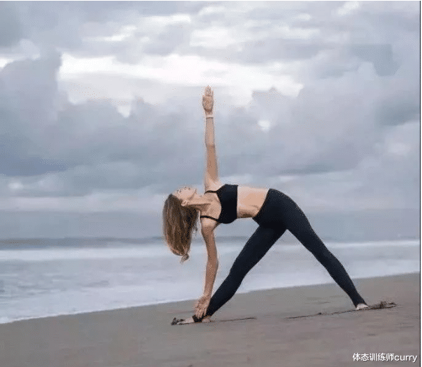 |气质在肩,年轻在背!5个动作每天几分钟,让你拥有少女背