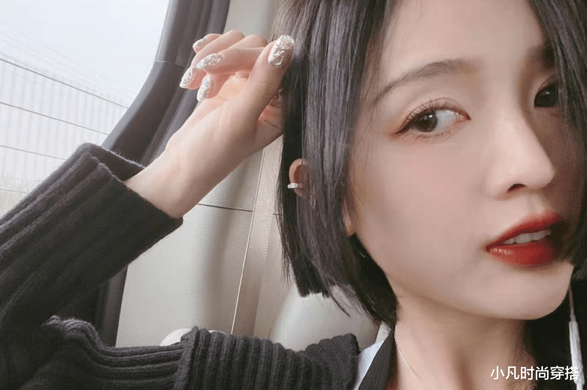 穿衣搭配|吴宣仪公主切遭嫌弃?迷人小蛮腰却输给穿搭?网友:欣赏不来