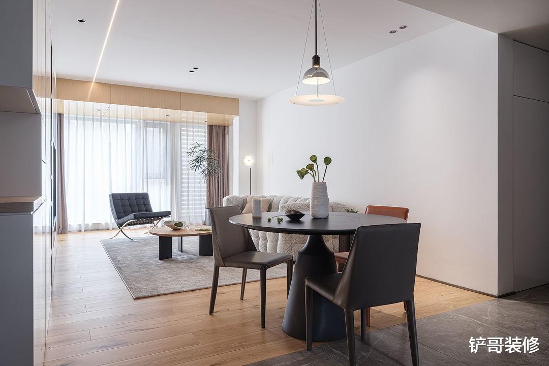 异地设计同样精彩，用现代的手法去设计，创建可爱的小窝