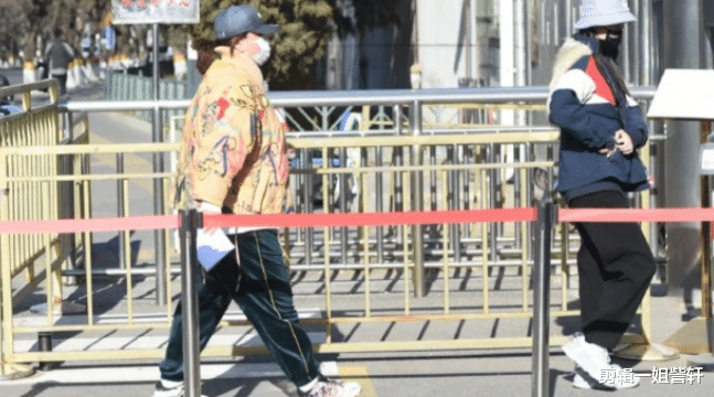 贾玲|贾玲2022央视春晚彩排路透