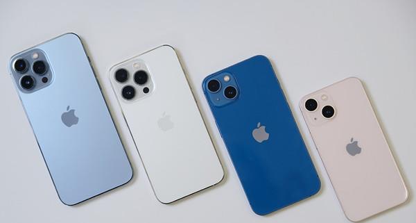 有心人喵喵 iPhone13被央视“点名”，撕下苹果的遮羞布，难怪价格越来越便宜
