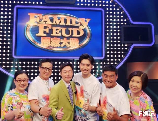 王文也|TVB绿叶王陪儿子锻炼让其再入行 不小心扭脚儿子马上帮手按摩