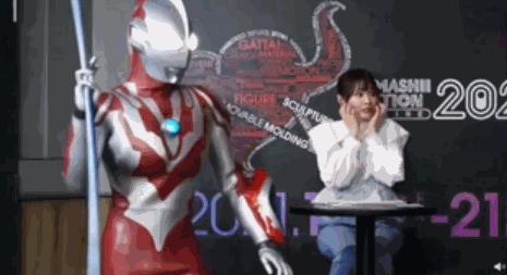 |塔尔塔罗斯另外第三位同族正式亮相，皮套像杂兵，又是利布特来对付