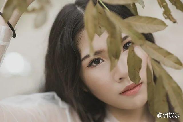 属牛|5月事业迎来高光时刻的星座,职场表现出类拔萃,让人刮目相看