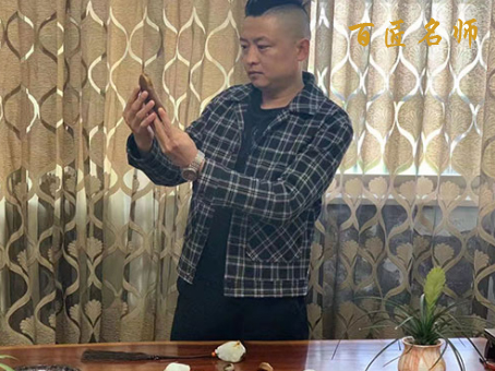 玉雕|精雕巧琢处，细嗅蔷薇时——玉雕大师刘海发