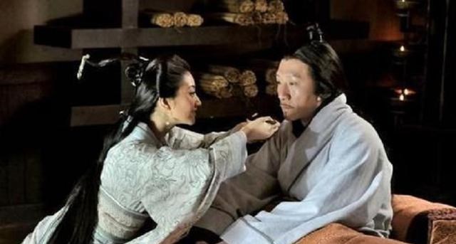 杨玉环|庞涓在孙膑脸上刻字、挖双膝、割断双脚，孙膑后来的报复有多狠