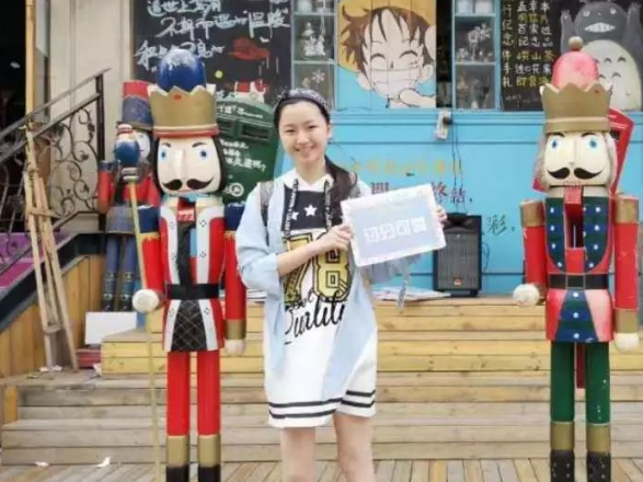 安妈育儿日|浙江考生高考719分，却婉拒清华大学坚持初心，网友：有颜又有才