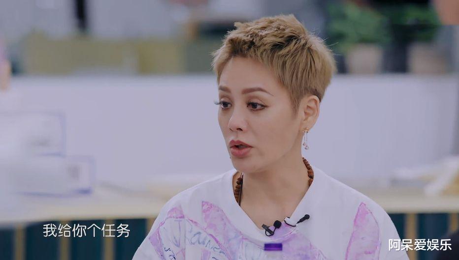 刘诗诗|《中餐厅5》首期问题多，三大流量不会来事，黄晓明龚俊太累了