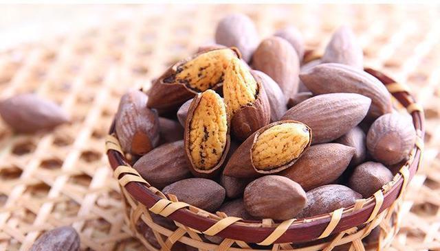 排便|聪明女性，常吃以下食物，美容护肤，润肠排便，提高免疫力