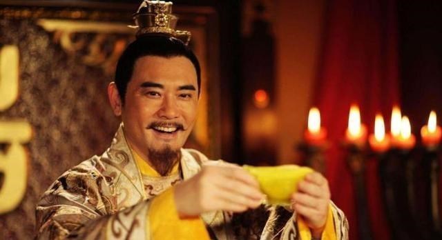 缘来妈咪|历经三朝的臣子，曾是雍正政敌，最后却成了清朝政坛的大佬