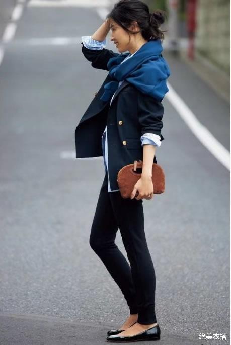 绝美衣搭|必学！初秋针织衫的“个性叠穿”法，穿衣小白瞬间晋级时髦精