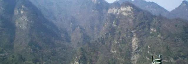 高小乐乐 武当山龙头香炉“屡夺人命”,至今多人因此丧生,网友:值得吗?