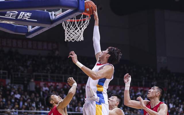 周琦|尴尬了！周琦或遭辽宁放弃，广东山东等CBA多队也不要他？