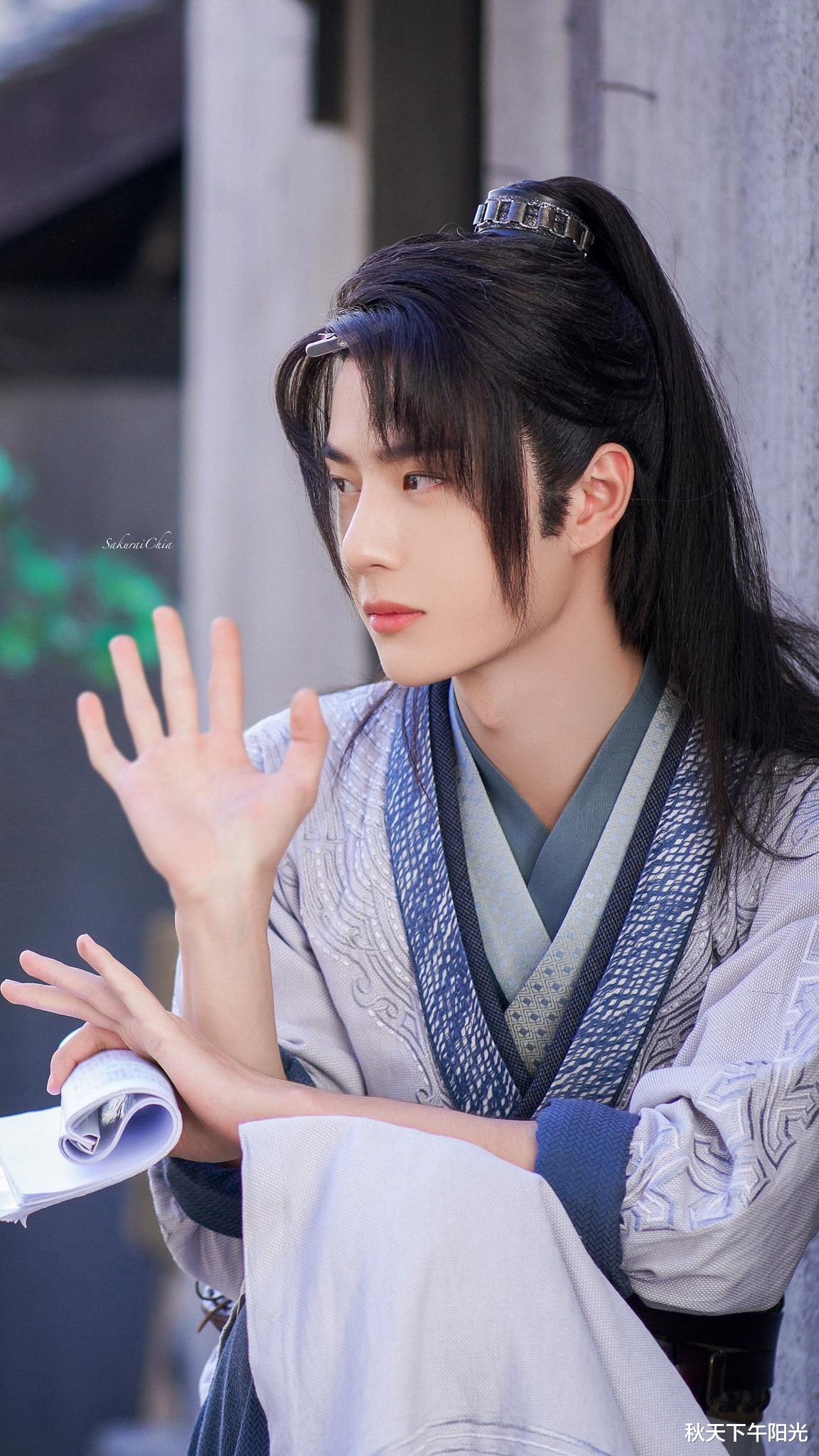 王一博|王一博代言李宁cf系列！多家国货品牌找上门，本人却钟爱这一家？