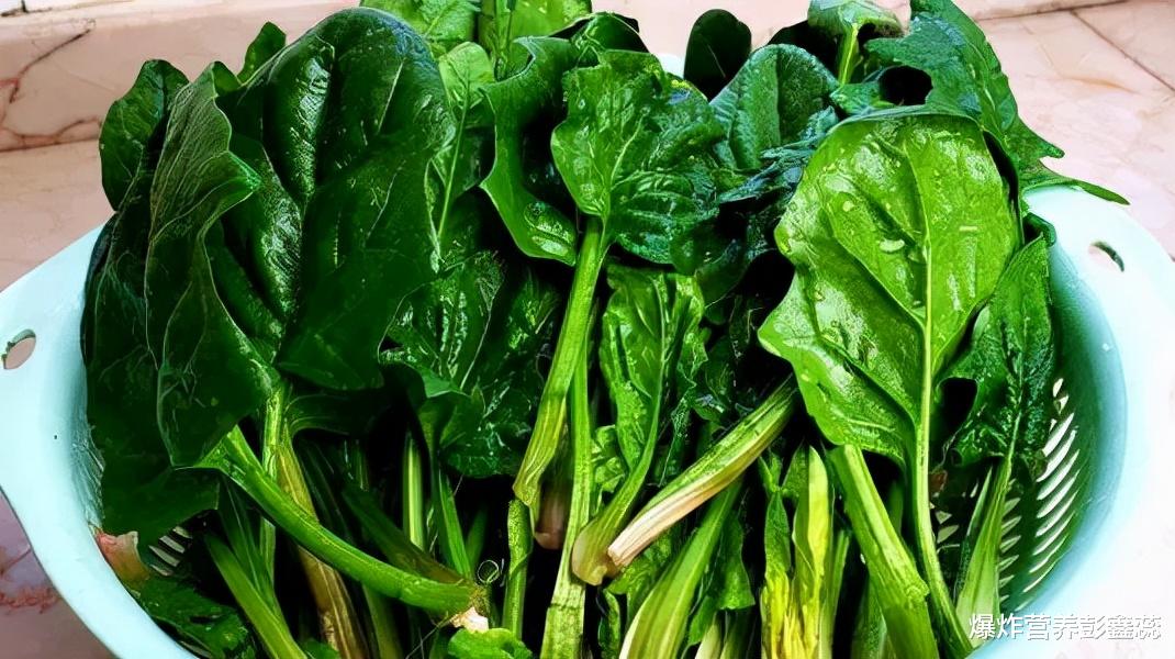 叶酸|天冷后,建议中老年人吃4种富含叶酸的食物,防脑梗、气色好