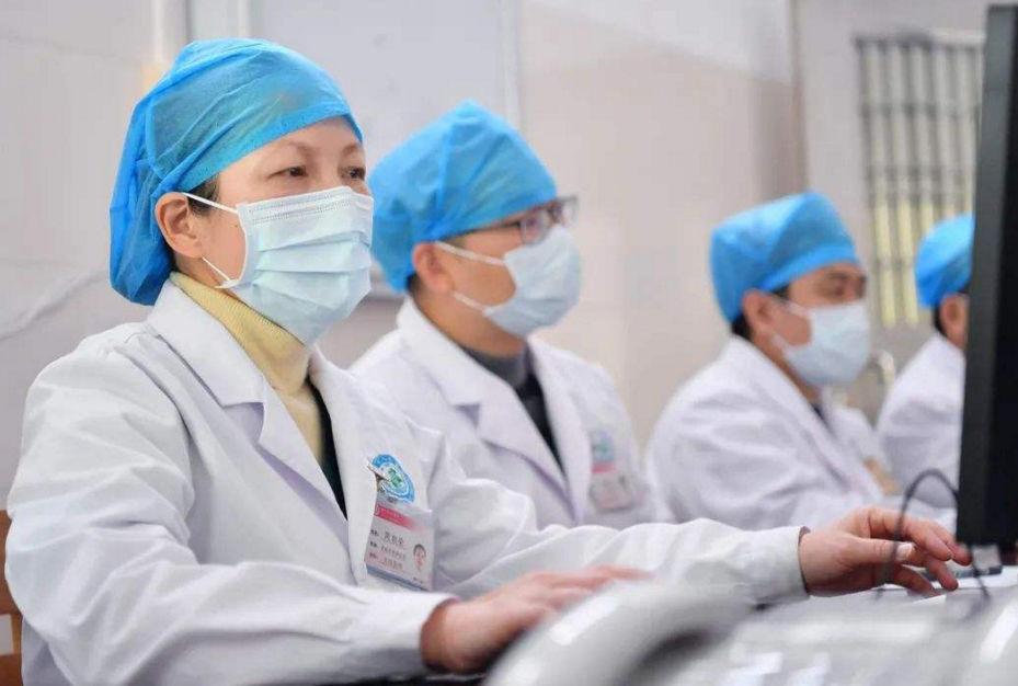 医学专业|不能当“医生”的医学专业，学生要谨慎选择，避免将来就业时后悔