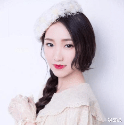 春晚|“一家人”成为春晚黑马，一炮而红后三宝破裂，15年后现惨淡收场