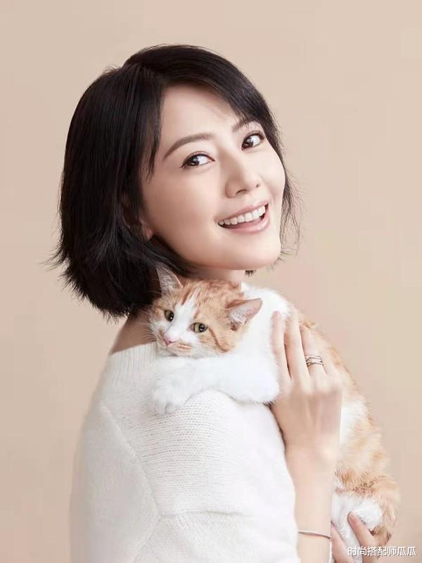 发型|?50岁左右的女人，过年别再烫“大妈卷”！试试这3款发型，特好看