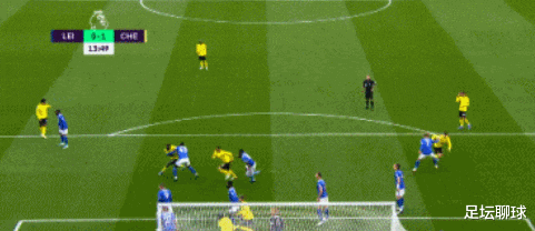 英超|3-0！英超5冠王踢疯了，坐稳榜首+甩开曼城6分，后卫集体爆发进13球