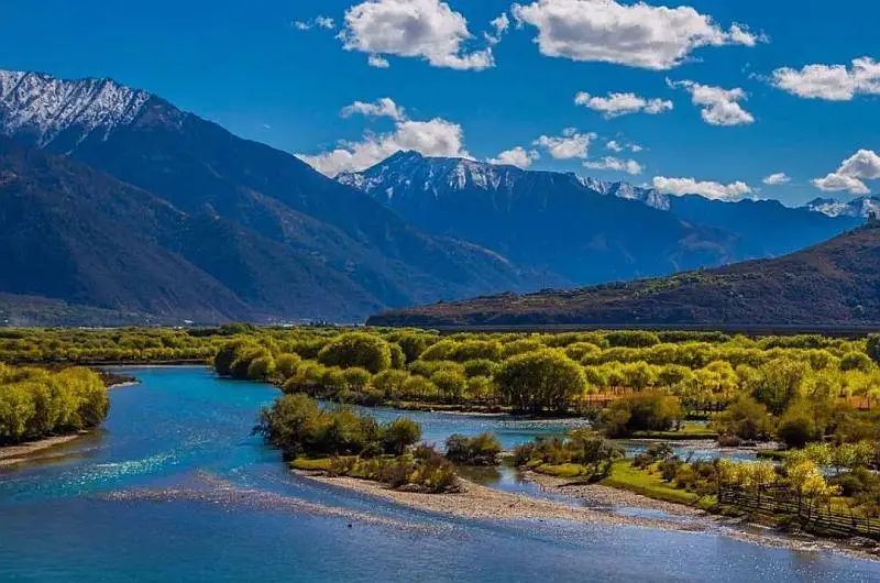 西藏 西藏，必然要抵达的10个地方，去过5个以上才算来过西藏~