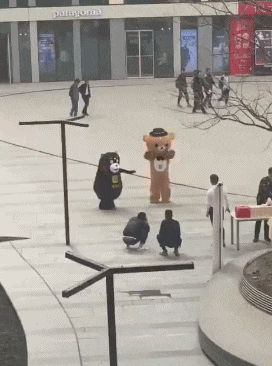 海棠湾情说|“问妹子约不约‘八佰’，她却说最低3000！”哈哈哈哈她是不是理解错了？