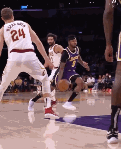 明乐说育儿|综述-哈登复苏改写历史詹皇复出弑旧主,乔治42+8快船第4败