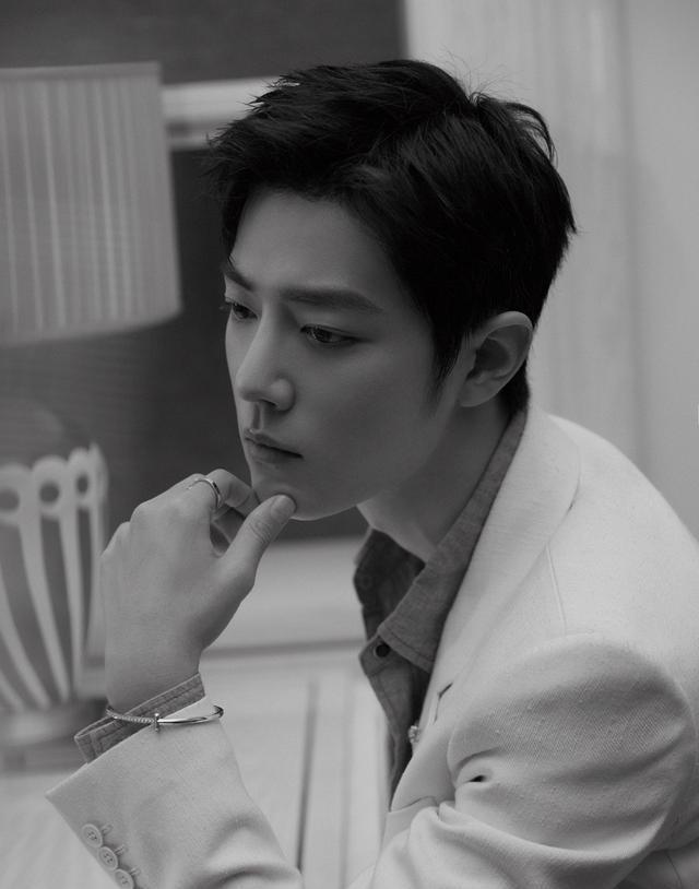 小蜥蜴 肖战“反击策略”有隐情！维权之路太艰难，黑子屡次作恶令人气愤