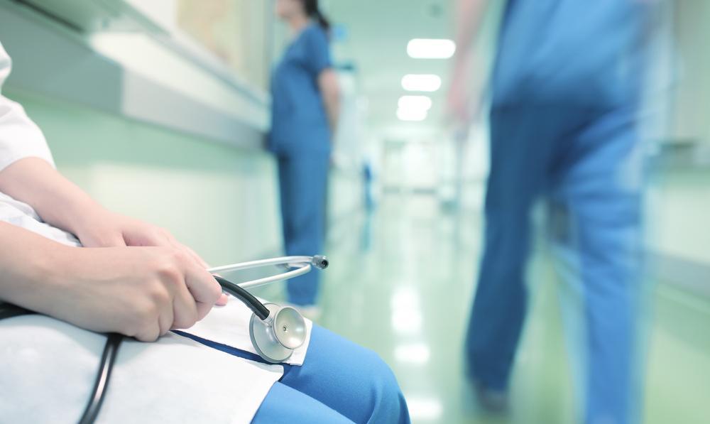 熬夜|所有的猝死都是蓄谋已久！常见的4种行为更容易猝死，引以为戒！