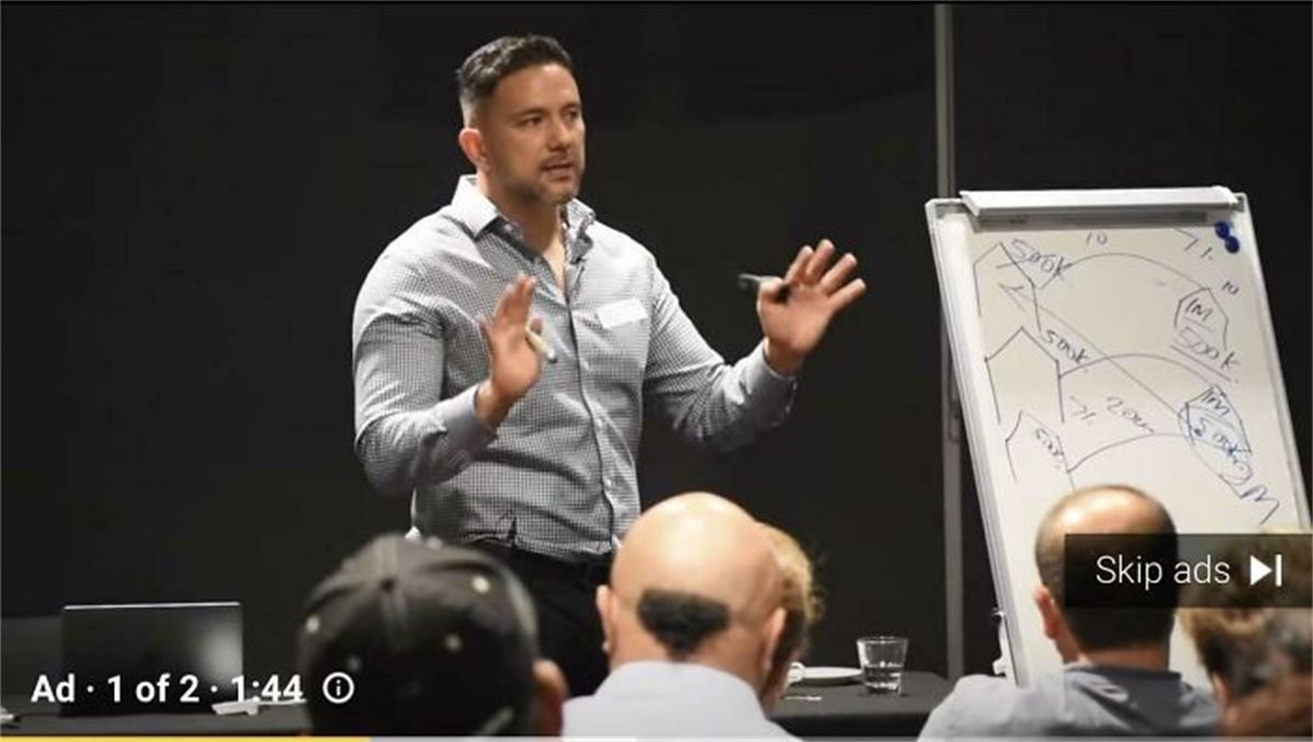 发型 网友评选的30个最失败发型，一个比一个“亮眼”