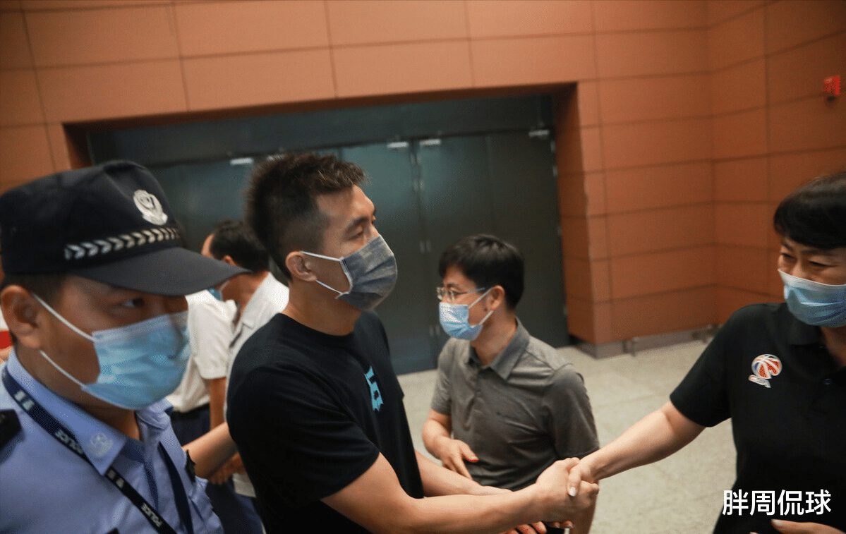 查爾斯·巴克利|沉默24小時！郭艾倫已做重大決定，姚明需要力挽狂瀾