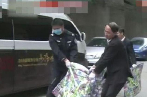 2013年长沙命案:16岁少女被男友和情敌囚禁致死,原因荒唐至极