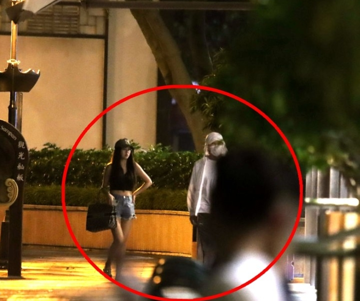 周星驰|17岁港姐承认收到周星驰律师函，受访时略显失落：有点不开心