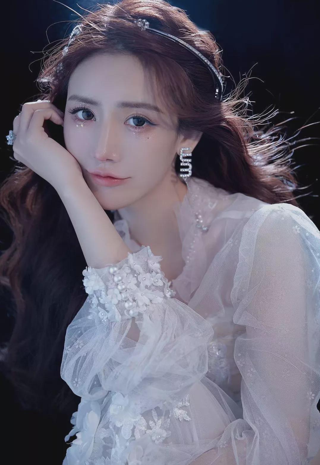 刘亦菲|知名美女网红当小三！傍已婚富豪以怀孕相威胁，现身价3亿