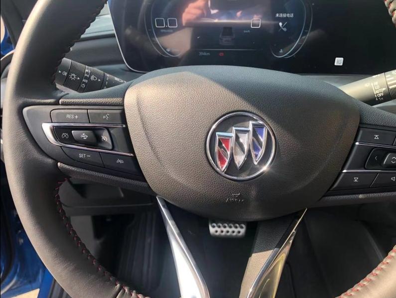 |因为喜欢蓝色，所以选择了它