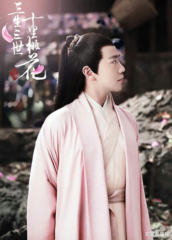 墨渊|《三生三世十里桃花》折颜信错墨渊了：墨渊为白浅，放弃了骄傲