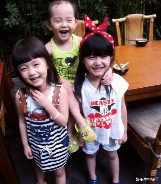 张籽沐|张籽沐14岁愈发漂亮，6岁弟弟已长大，姐弟合影都是高颜值