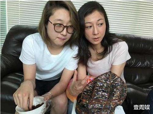 明星|未婚生子的女明星越来越多，有人活出自我，有的活得像个笑话！