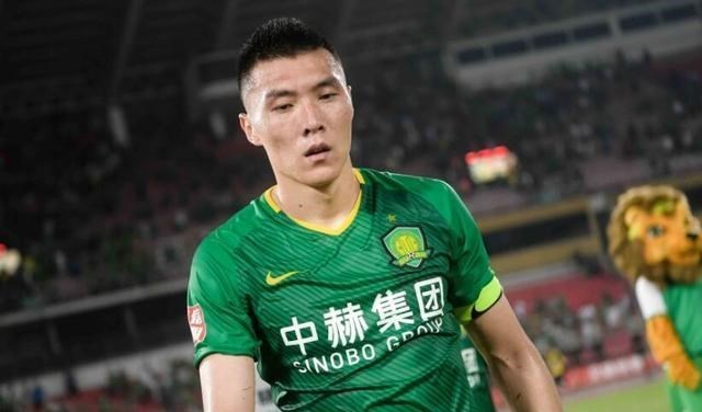 憨爸爸育儿|国安队长散步式防守惹众怒，球迷围攻官博！青岛铁卫或再次被弃用