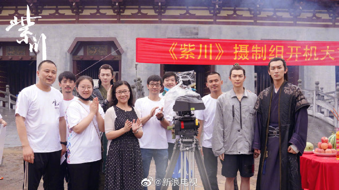 霍尊|短短一年，8位男星被女友锤毁，最小的才16岁，有人被锤完竟复合