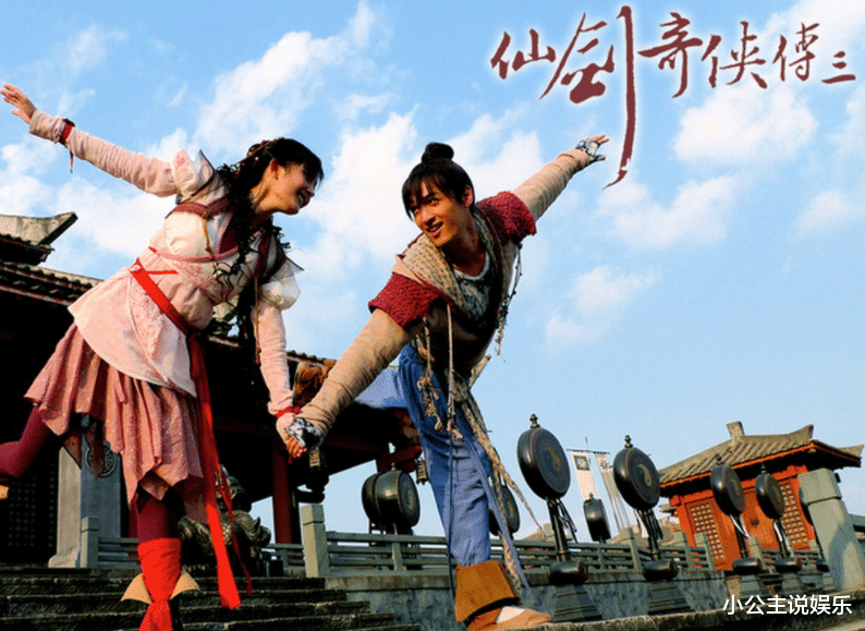 胡歌|她是胡歌一生的痛，为救胡歌不幸离世，胡歌以她的名义建30所学校